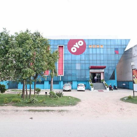 Spot On Hotel Center Point Rampura  Exterior photo