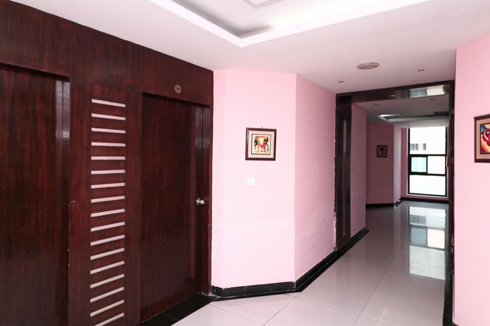 Spot On Hotel Center Point Rampura  Exterior photo